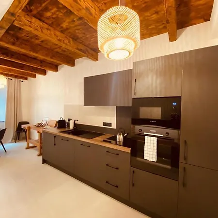 Appartement De Charme Pour 4 Personnes La Roche-sur-Foron Exterior photo